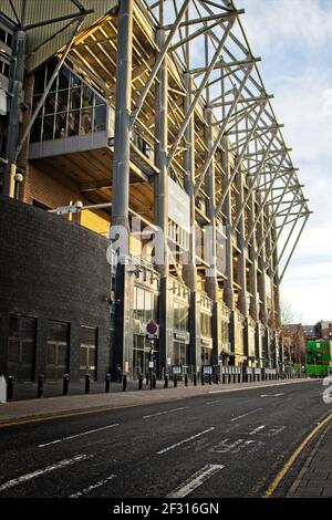 Das Fußballstadion im St James Park in Newcastle, Tyne und Wear. Heimstadion des Newcastle United Football Club.. Stockfoto