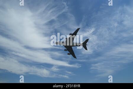 Größtes Flugzeug im Flug. Airbus А-380 Stockfoto