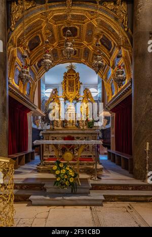 Split, Kroatien, 23. Juli 2020: Innenraum der Kathedrale Saint Domnius in Split, Kroatien Stockfoto