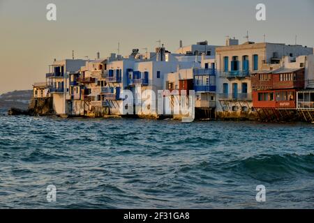 Geographie / Reisen, Griechenland, ehemalige Kapitänshäuser von Klein-Venedig, Chora oder Mykonos-Stadt, Mykonos, Additional-Rights-Clearance-Info-not-available Stockfoto