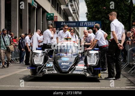 37 HEINEMEIER HANSSON David (DNK), KING Jordan (GBR), TAYLOR Ricky (GBR), Oreca 07 Gibson Team Jackie Chan DC Racing, Ambiente während der 2019 Le Mans 24 Stunden Pesage, am 9. Bis 10. Juni in Le Mans Circuit, Frankreich - Foto Francois Flamand / DPPI Stockfoto