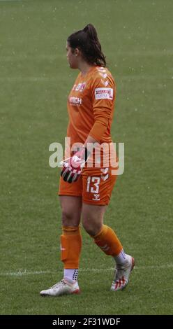 Chesterfield, Großbritannien. 03rd Oktober 2020. Eartha Cumings (#13 Charlton Athletic)während des FA Womens Championship-Spiels zwischen Sheffield United und Charlton Athletic im Technique Stadium in Chesterfield Credit: SPP Sport Press Photo. /Alamy Live Nachrichten Stockfoto