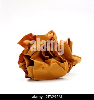 Ein gefaltetes Papier isoliert auf einem weißen Hintergrund Stockfoto