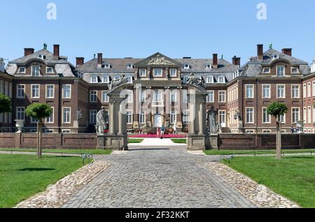 Schloss Nordkirchen von 1734, Barockschloss, Hauptgebäude, umgangssprachlich Westfälisches Versailles, heute Nordrhein-Westfälische Finanzuniversität Stockfoto