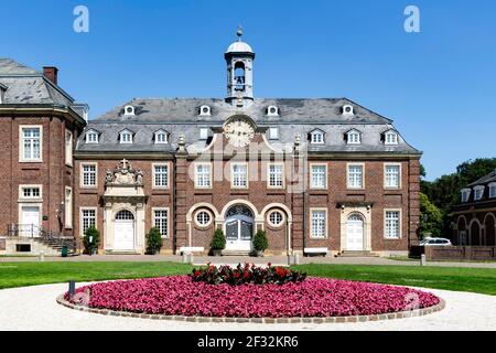 Schloss Nordkirchen von 1734, Barockschloss, umgangssprachlich als Westfälisches Versailles bekannt, heute Nordrhein-Westfälische Finanzuniversität, Side Stockfoto