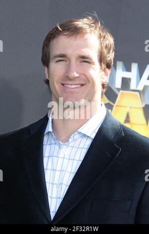 **DATEI FOTO** Drew Brees kündigt Ruhestand nach 20 Jahren in der NFL. Drew Brees bei den Annual Hall of Game Awards 1st, veranstaltet vom Cartoon Network im Barker Hanger in Santa Monica, Kalifornien. Februar 21, 2011. Kredit: mpi20/MediaPunch Stockfoto