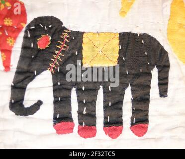 Appliziertes Textil aus stilisiertem Elefant. Rajasthan, Indien Stockfoto