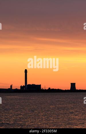 Sonnenuntergang über American Power, Beesley Point Generating Station, Cape May County New Jersey, USA Stockfoto