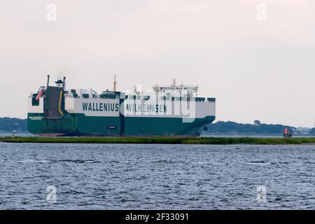 Der Arc Integrity, ein Fahrzeugträger, der 2008 gebaut wurde und unter der United State Flag segelt Stockfoto