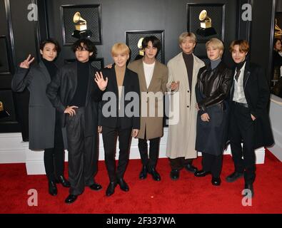 RM, V, Suga, Jin, Jimin, Jungkook und J-Hope von der Musikgruppe BTS 109 nehmen am 62nd 26. Januar 2020 an den jährlichen GRAMMY Awards im Staples Center in Los Angeles, Kalifornien, Teil Stockfoto