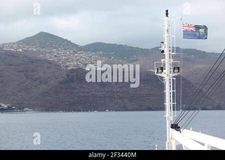 ST. HELENA - 7. OKTOBER 2015: Die RMS St. Helena erreicht die Insel im Atlantischen Ozean auf einer ihrer letzten Reisen nach St. Helena. Stockfoto