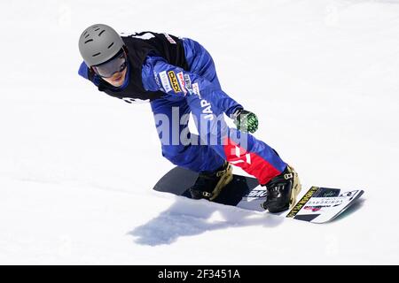 Otari, Nagano, Japan. März 2021, 14th. Masataka Oiwane (JPN), 14. März 2021 - para Snowboard : Snowboard Cross im Skigebiet Hakuba Norikura Onsen während 2021 Alle Japan para Snowboard Championships und Supporters Cup in Otari, Nagano, Japan. Kredit: SportsPressJP/AFLO/Alamy Live Nachrichten Stockfoto