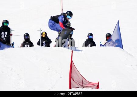 Otari, Nagano, Japan. März 2021, 14th. Daichi Oguri (JPN), 14. März 2021 - para Snowboard : Snowboard Cross im Skigebiet Hakuba Norikura Onsen während 2021 Alle Japan para Snowboard Championships und Supporters Cup in Otari, Nagano, Japan. Kredit: SportsPressJP/AFLO/Alamy Live Nachrichten Stockfoto