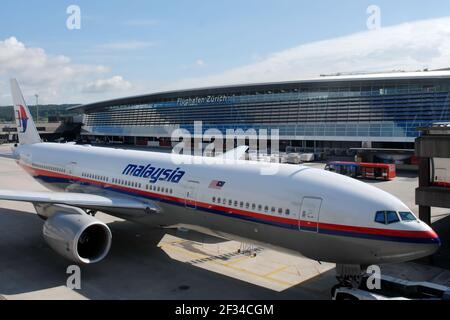 15-03-2021 - Generic Airplanes - 9M-MRQ - Malaysian - Boeing 777. Seriennummer 28422, Typ 777-2H6ER. Erster Flug am 23,11.2004, geliefert nach Malaien Stockfoto