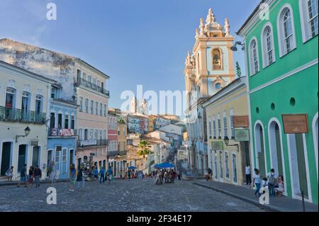 Salvador de Bahia, Pelourinho Blick mit bunten Gebäuden, Brasilien, Südamerika Stockfoto