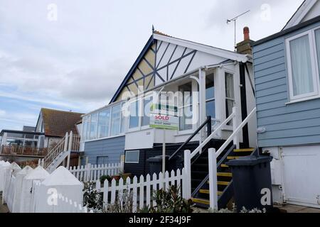 hampton Village Bungalow Immobilie zum Verkauf in East kent uk märz 2021 Stockfoto