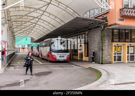 Parnell Place Bus Éireann Busbahnhof in Cork City, Irland. Stockfoto