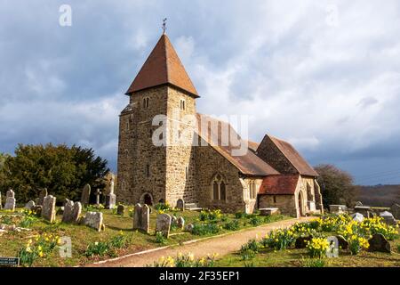 St Laurence Church, Gastling im Frühjahr, East Sussex, Großbritannien Stockfoto