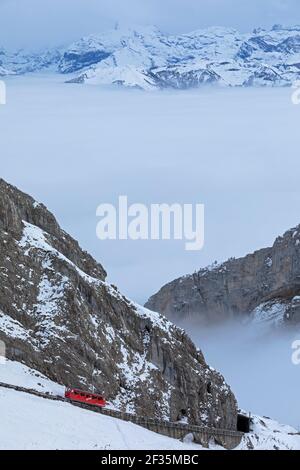 Schweiz, Obwalden. Die Pilatus-Bahn, eine Bergbahn in der Schweiz und sie ist die steilste der Welt Stockfoto