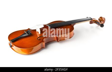 Braune Holzgeige oder Geige, klassisches Musikinstrument, über weißem Hintergrund, selektiver Fokus Stockfoto