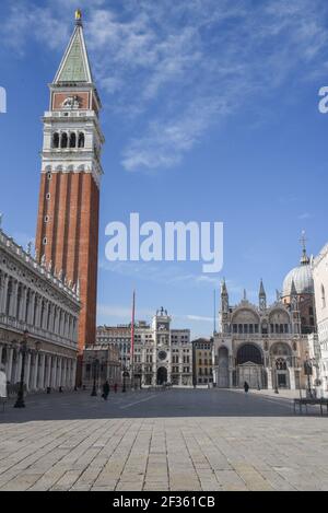 Venedig, Italien. März 2021, 15th. Zona Piazza San Marco durante Venezia in Zona Rossa, Nachrichten in Venezia, Italia, 15 marzo 2021 Quelle: Independent Photo Agency/Alamy Live News Stockfoto