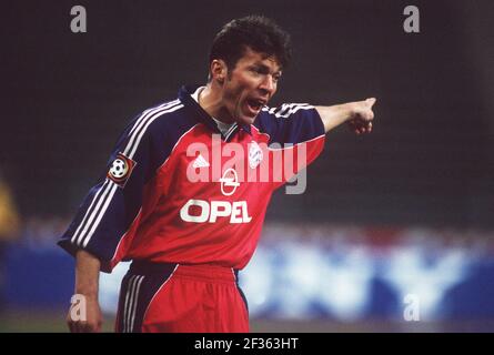 München, Deutschland. März 2021, 15th. Lothar Matthäus feiert am 21. März 2021 seinen 60th. Geburtstag. Archivfoto: Fußball, Lothar MATTHÄUS, FC Bayern München, winken, schreien, QF 02/09/2000. â Nutzung weltweit Credit: dpa/Alamy Live News Stockfoto