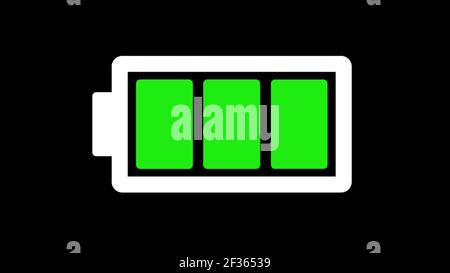 Akkusymbol-Animation auf schwarzem Hintergrund. Symbol für Ladezustandsanzeige für Alkali-Mangan-Batterien, Akkustand Stockfoto