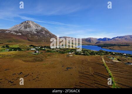 Errigal und Dunlewy Lough, South of Money, Derryveagh Mountains, County Donegal GPS: Breite: N 55 1,884' (55 1'53,0') GPS: Länge: W 8 9,419' Stockfoto