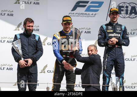 LATIFI Nicholas, Staudämme, Porträt, Porträt, Podium mit GHIOTTO Luca während 2019 FIA Formel 2 Meisterschaft, Bahrain in Sakhir vom 29. Bis 31. März - Foto DPPI Stockfoto