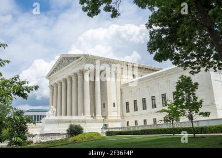 Washington DC, Supreme Court Gebäude vor dem Eingang, neoklassische Architektur korinthische Säulen, Stockfoto