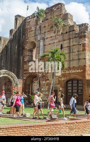 Santo Domingo Dominikanische Republik, Ciudad Colonia Zona Colonial, Calle Hostos Ruinas Hospital San Nicolas de Bari, Weltkulturerbe 1552 Ruinen Mudejar Stockfoto