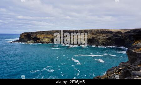 Beeindruckende Klippe an der Westküste von Fuerteventura in der Nähe von Ajuy Stockfoto