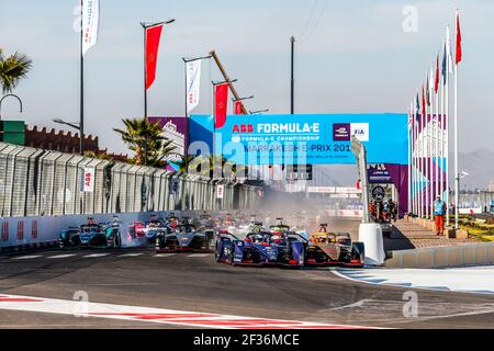 START 02 VOGEL Sam (gbr), Audi e-tron FE05 Team Envision Virgin Racing, Action, 25 VERGNE Jean Eric (Fra), DS e-tense FE19 Team DS TECHEETAH, Action während der Formel E Meisterschaft 2019, in Marrakesch in Marokko, vom 11. Bis 12. januar - Foto Jean Michel Le MEUR / DPPI Stockfoto