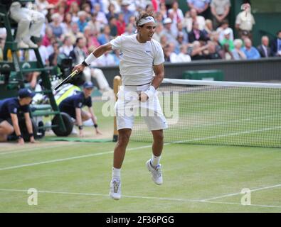 WIMBLEDON 2011. MÄNNER S HALBFINALE. A.MURRAY V R.NADEL. NADEL GEWINNT. 1/7/2011. BILD DAVID ASHDOWN Stockfoto