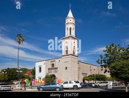 Kirche des Heiligen Herzens Jesu / Iglesia del Sagrado Corazón de Jesús in der Stadt El Fuerte, Sinaloa, Mexiko Stockfoto