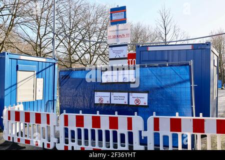 Geschlossenes Corona Testzentrum in Bonn Stockfoto