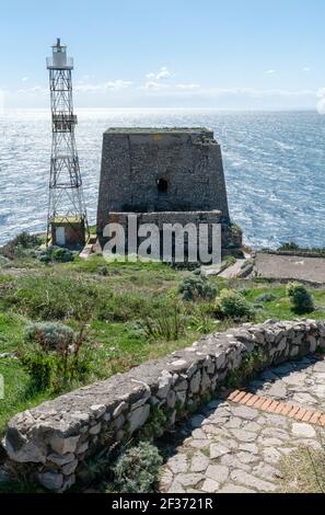 punta campanella, Torre di Minerva und Faro Stockfoto