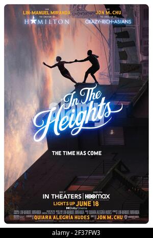 In The Height (2021) unter der Regie von Jon M. Chu und mit Stephanie Beatriz als Carla und Anthony Ramos als Usnavi de la Vega in dieser Großbildverfilmung des ausverkauften Broadway-Musicals. Stockfoto