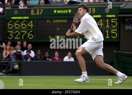 Wimbledon Tennis Championships Juni 2001Pete Sampras gegen Barry Cowan im Bild Am dritten Tag Stockfoto