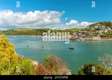 Blick auf Dartmouth und Kingswear am Fluss Dart, Devon, England, Großbritannien Stockfoto