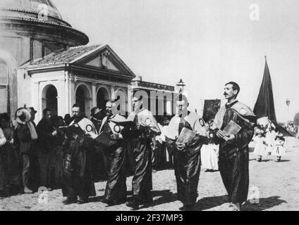 Primoli, Giuseppe - Kirchenzug (1) Stockfoto