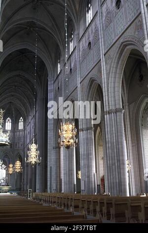 Schweden, Schweden; Dom zu Uppsalen - Innenansicht; Kathedrale von Uppsalen - innen; Hochschiff im gotischen Stil. Das Kirchenschiff im gotischen Stil. Stockfoto