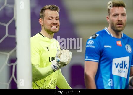 GENT, BELGIEN - 15. MÄRZ: Torwart Simon Mignolet vom Club Brugge beim Jupiler Pro League Spiel zwischen KAA Gent und Club Brugge KV in Ghelamco Stockfoto