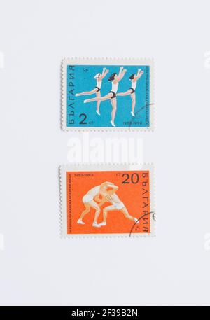 05.03.2021 Istanbul Türkei - gebrauchte und abgesagte Briefmarke. UM 1969: Briefmarken gedruckt in Bulgarien gewidmet III Republik Olympischen Spartakiad Stockfoto