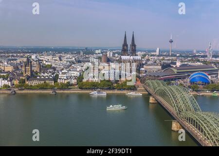 Geographie / Reisen, Deutschland, Nordrhein-Westfalen, Köln, Köln, Stadtblick aus dem Kölner Dreieck, Additional-Rights-Clearance-Info-not-available Stockfoto