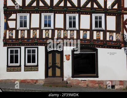 Elf Apostel Haus, ältestes Stadthaus, ca. 1500, in Tann in der Rhön, Kreis Fulda, Hessen, Deutschland / Elf-Apostel-Haus, ältestes Bürgerhaus, Landkreis Stockfoto