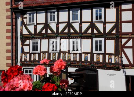 Elf Apostel Haus, ältestes Stadthaus, ca. 1500, in Tann in der Rhön, Kreis Fulda, Hessen, Deutschland / Elf-Apostel-Haus, ältestes Bürgerhaus, Landkreis Stockfoto