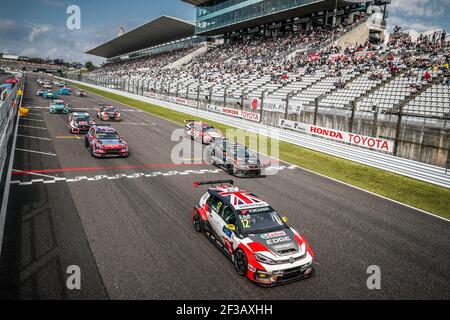 12 HUFF Rob, (GRB), SLR VW Motorsport, Volkswagen Golf GTI TCR, Action Start beim japanischen FIA WTCR World Touring Car Cup 2019, in Suzuka vom 25. Bis 27. oktober - Foto Frederic Le Floc'h / DPPI Stockfoto