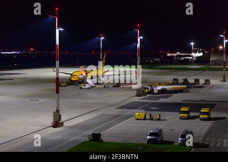 hoersching, österreich, 24. sep 2018, boeing 757 Cargo von dhl am Flughafen Stockfoto