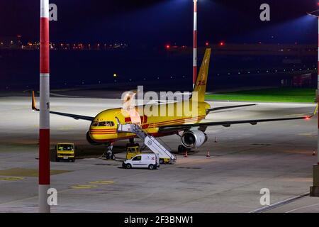 hoersching, österreich, 24. sep 2018, boeing 757 Cargo von dhl am Flughafen Stockfoto